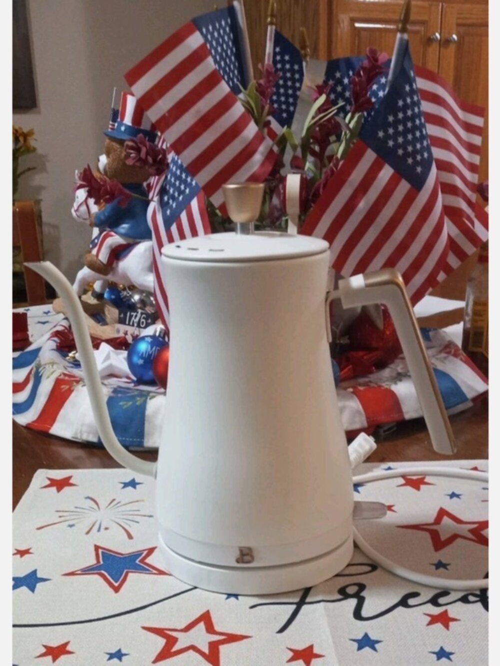 beautiful Gooseneck Electric Teapot by drew barrymore White Icing by Drew